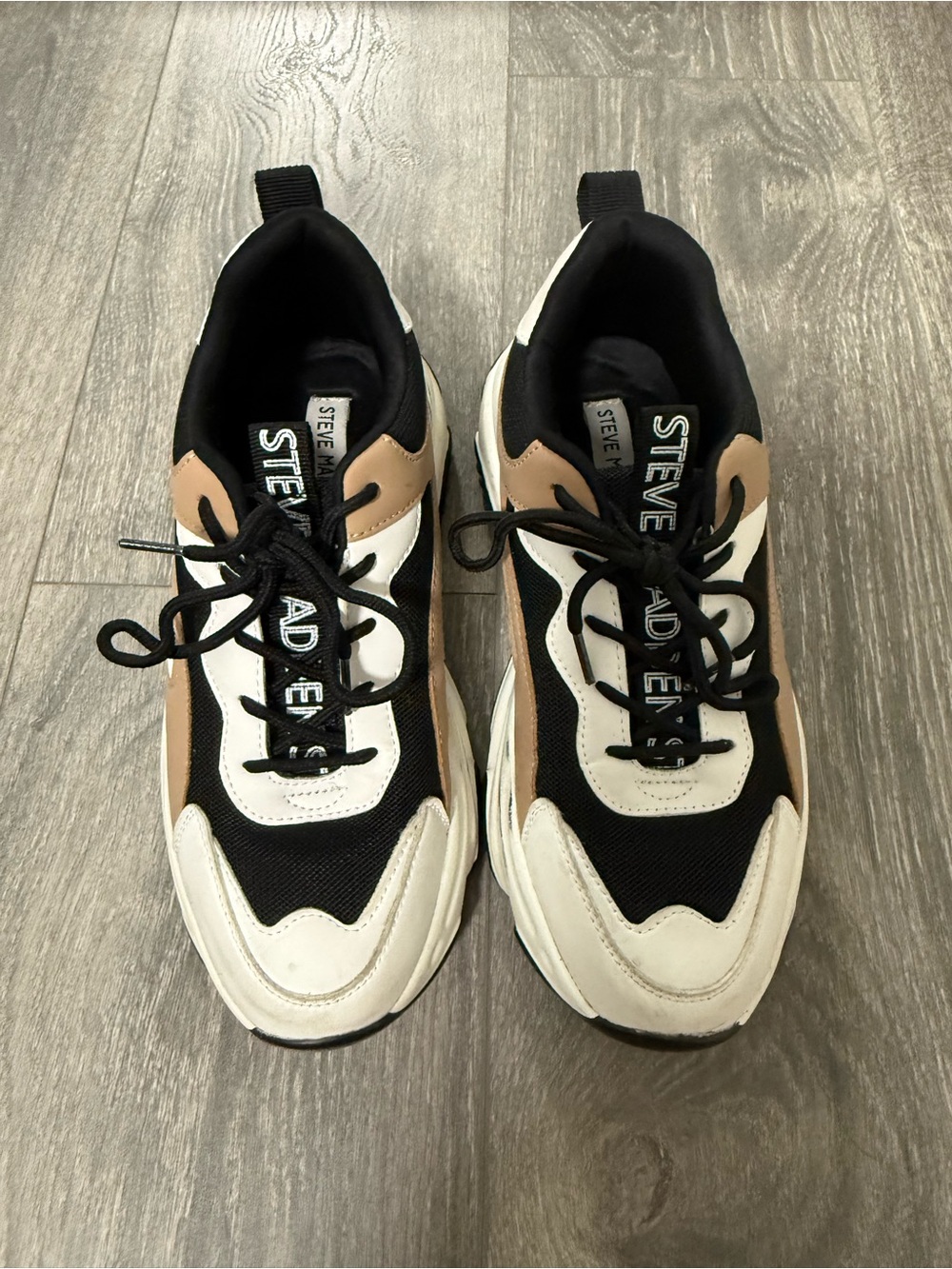 Steve Madden Women’s Low-Top Sneakers in Black, White & Tan